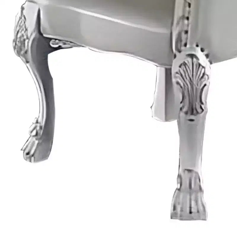 Chaise d'appoint de 25 pouces, dossier incurvé, motifs sculptés en volute, blanche