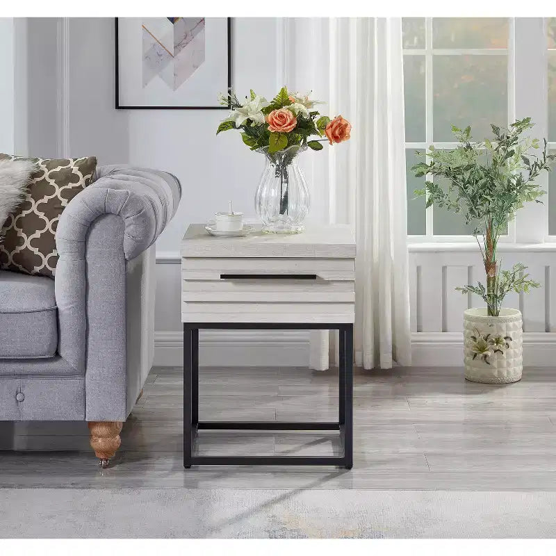 Table d'appoint rustique avec tiroir de rangement et pieds en métal, bout de canapé avec plateau épais, table d'appoint pour canapé, salon, chambre à coucher