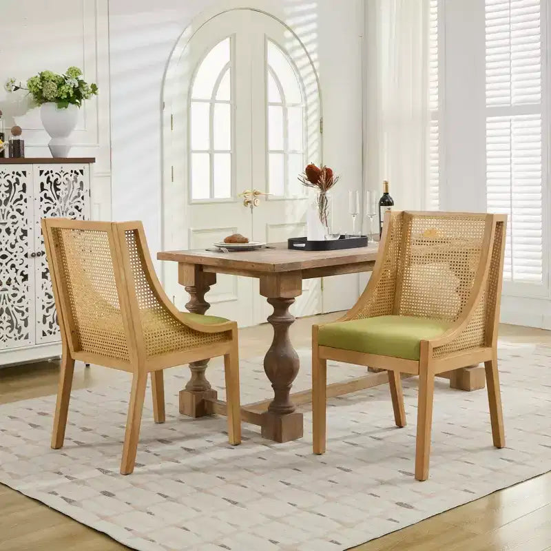 Chaise de salle à manger en rotin - Structure en bois massif, accoudoirs décoratifs, assise en lin, style rustique, finition naturelle, emballage individuel