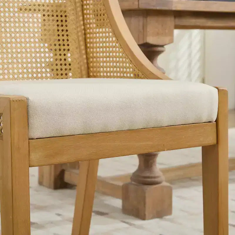 Chaise de salle à manger en rotin - Structure en bois massif, accoudoirs décoratifs, assise en lin, style rustique, finition naturelle, emballage individuel